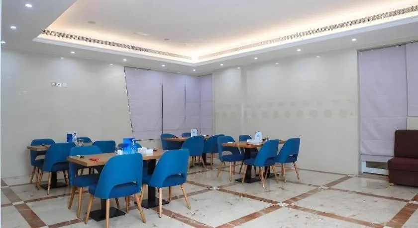 Alazmi Hotel 두바이 3*,